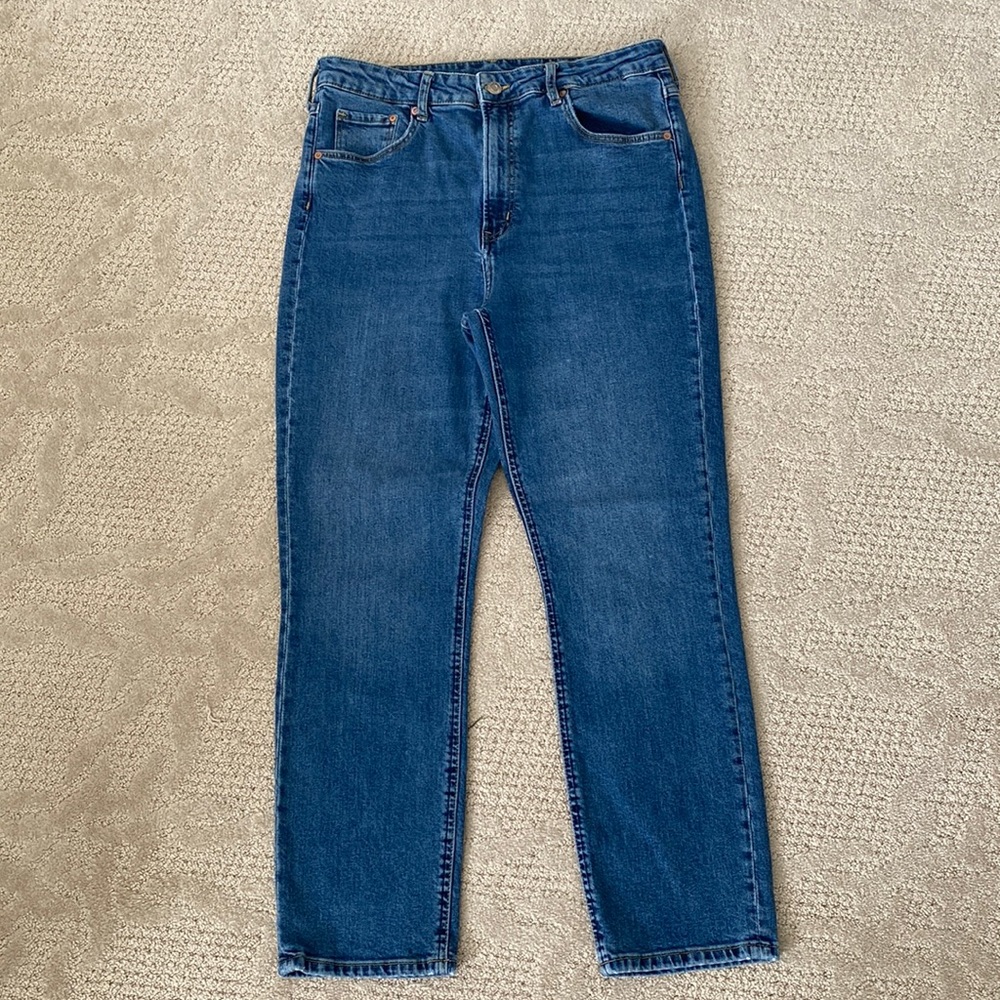 H&M “vintage slim” jeans. Size 10. Excellent condition.